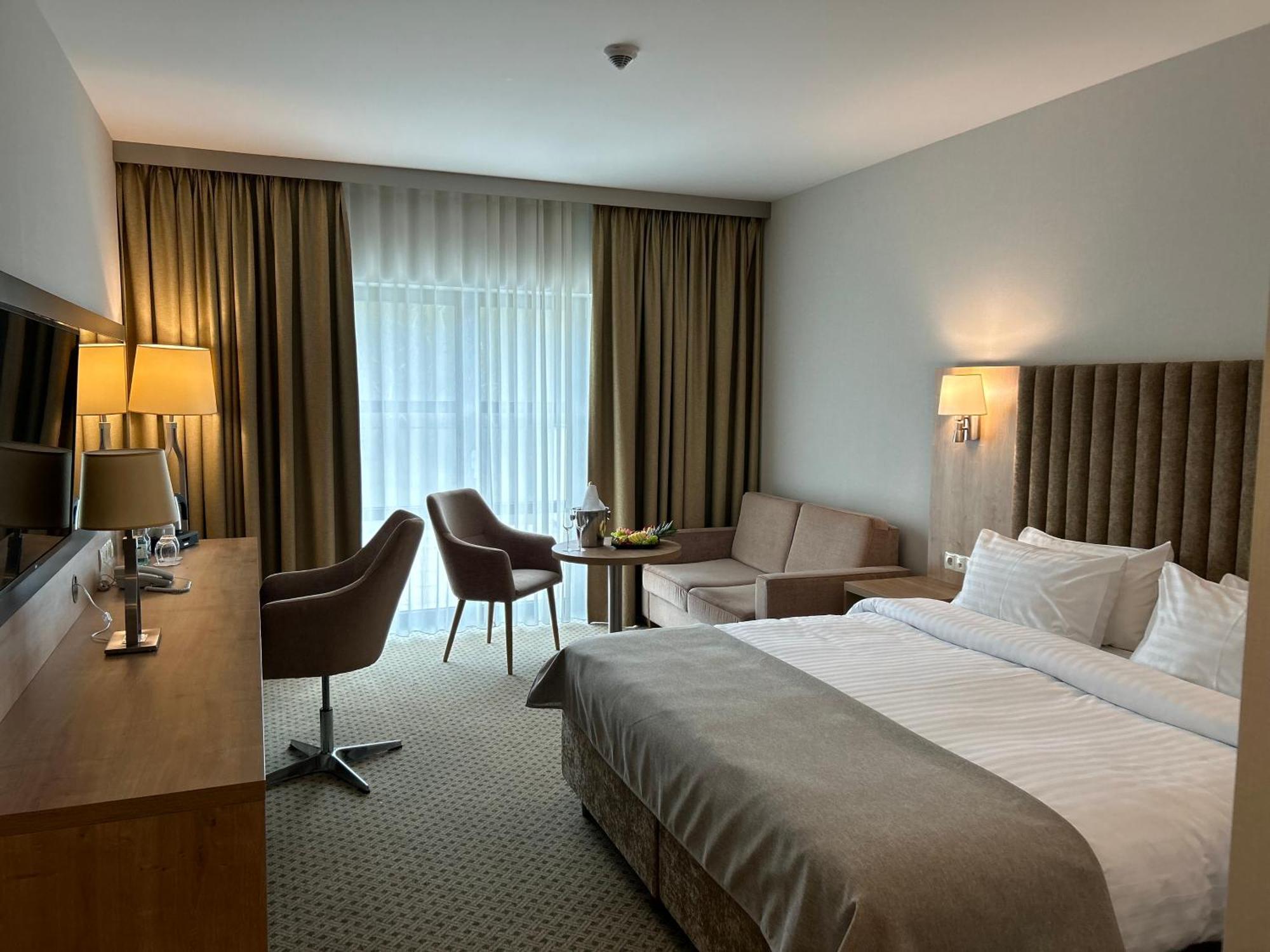 Hotel Malbork - Centrum Konferencyjne Екстериор снимка